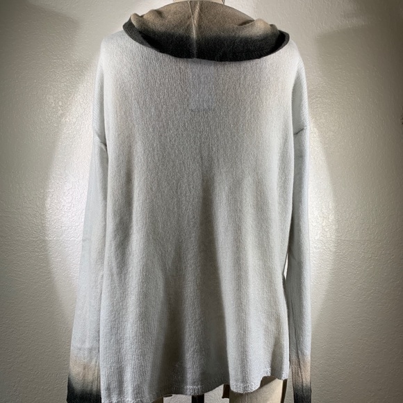 Viviana Uchitel Cashmere Patagonian Clouds Cardigan M NWT - Picture 3 of 6